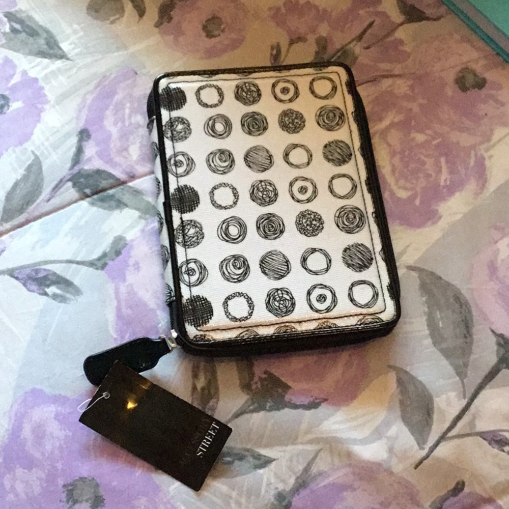 🎈SALE🎈🏠 “NEW” I-PAD / TABLET CASE🏠